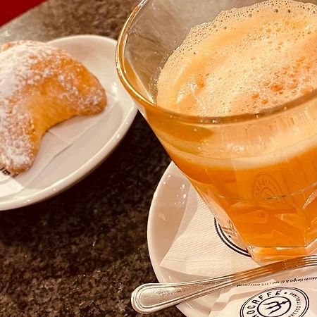 Michelangelo House Bed & Breakfast Trento Dış mekan fotoğraf